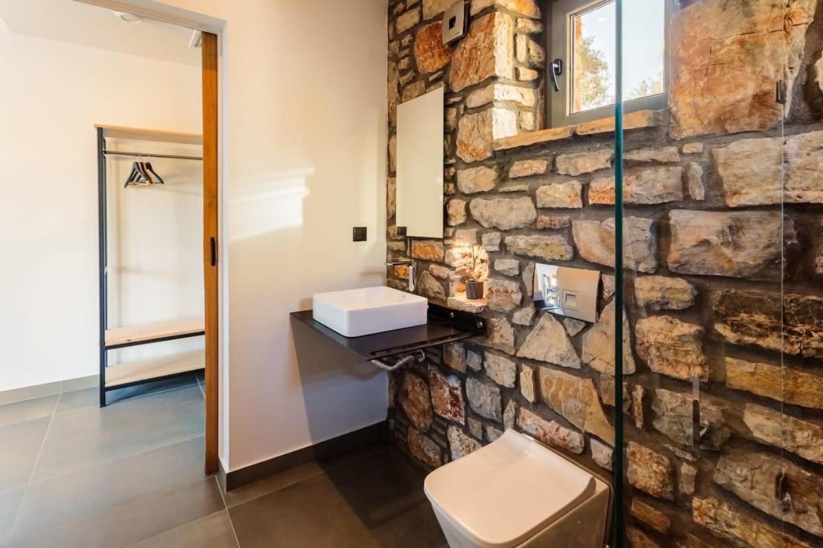 Gerakada Exclusive-seaview With Private Pool Koróni